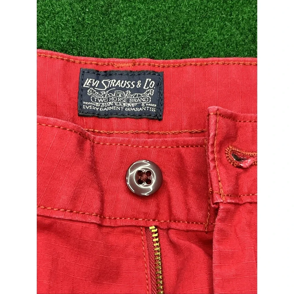 Levi's Cargo Utility Shorts Red Mens Size 34
